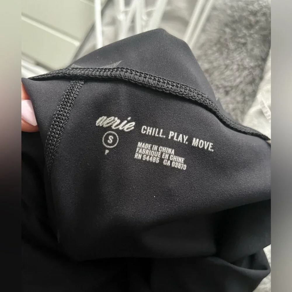 COPY - Aerie leggings size small with stars - Picture 4 of 4